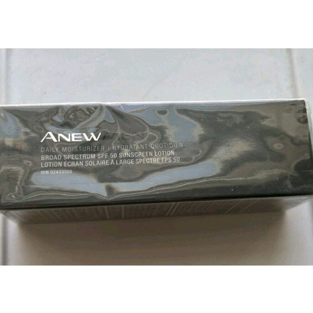 Avon ~ ANEW Broad Spectrum SPF 50 Sunscreen Lotion Daily Moisturizer NEW 1 Oz